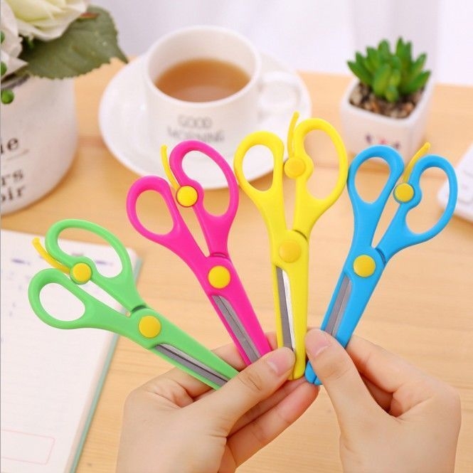 Kéo Trợ Lực 1622 (24 Cái/Hộp) (30 Hộp/Thùng)