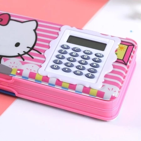 . Hộp đựng bút bằng Nhựa MÁY TÍNH VÀ CHUỐT 888 (24 Cái/ Lốc; 144 Cái/ Thùng)