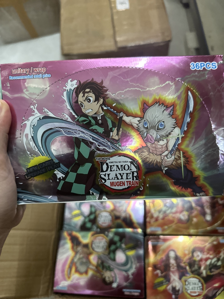 Bài Demon Slayer mugen train Hộp chữ nhật (36 bịch/Hộp)
