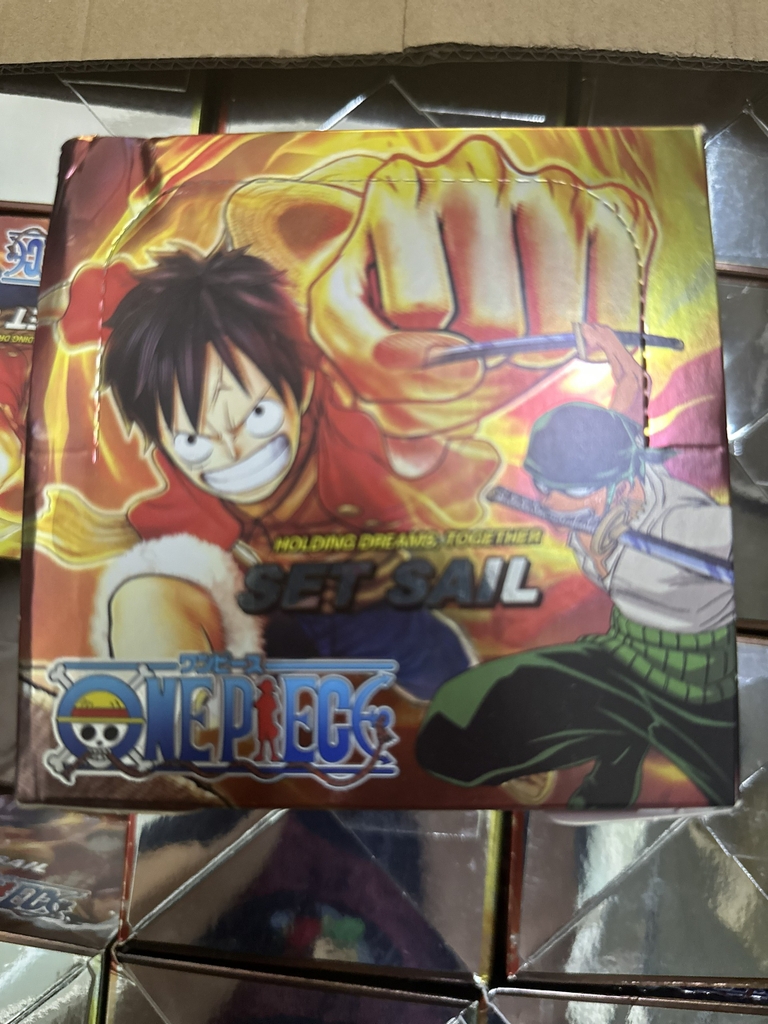 Bài One Piece Set Sail hộp vuông đỏ (32 bịch/Hộp)