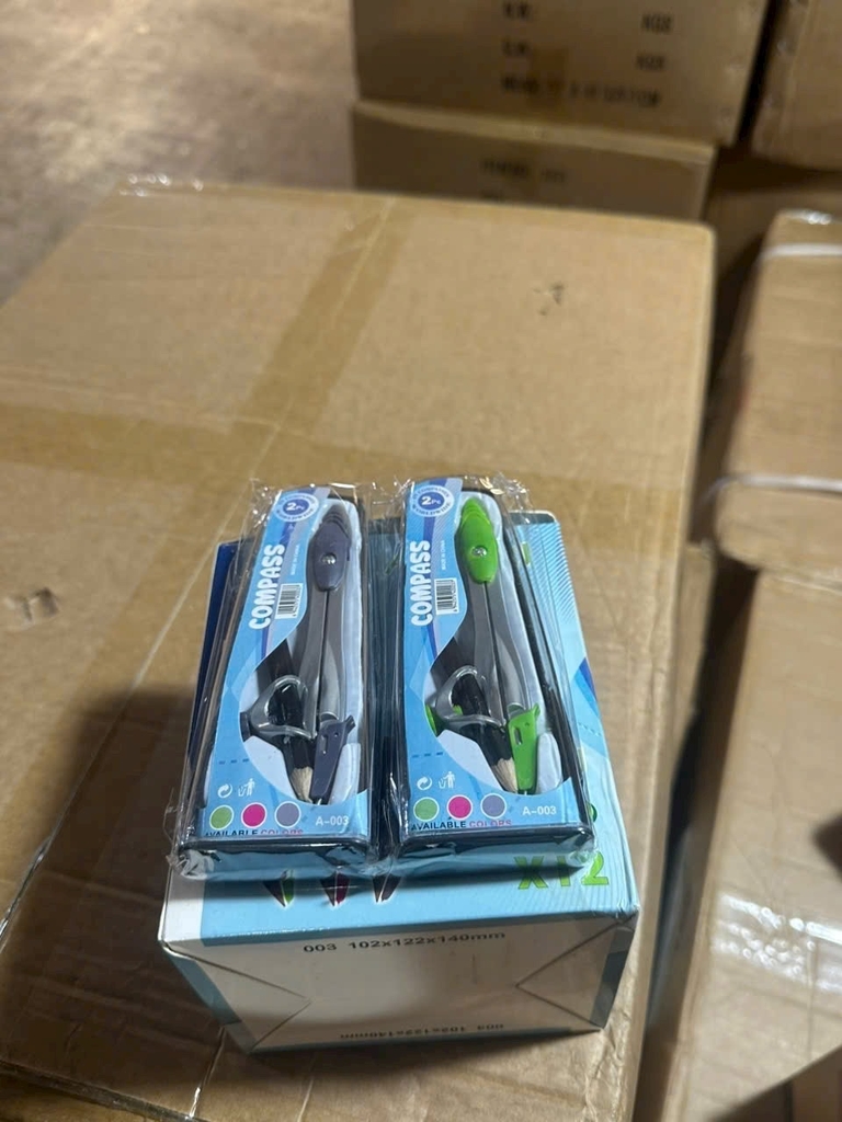 Compa Bút Chì Gỗ 003 (12 Cái/ Hộp; 30 Hộp/ Thùng)
