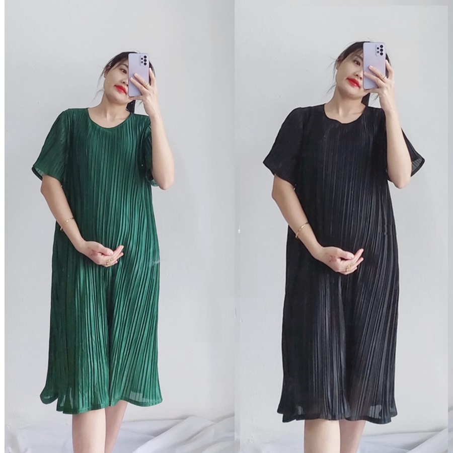 Đầm bầu xếp ly - Váy 2 lớp kín đáo - Chất voan lụa mềm, nhẹ, mát.