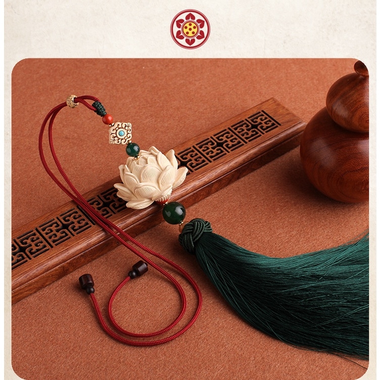 Khánh Treo gương ô tô Hoa Sen Gỗ Hoàng Dương