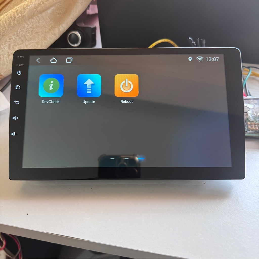 Màn Android Wifi Dành Cho Ô Tô – Giải Pháp Giải Trí Thông Minh Không Cần Sim