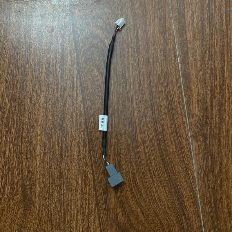 Dây jack cắm usb zin của xe  dòng huyndai ,kia- dùng cho khi lắp màn android