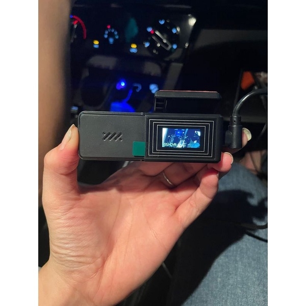 Camera hành trình V9 PRO 1080P có màn hình hiển thị