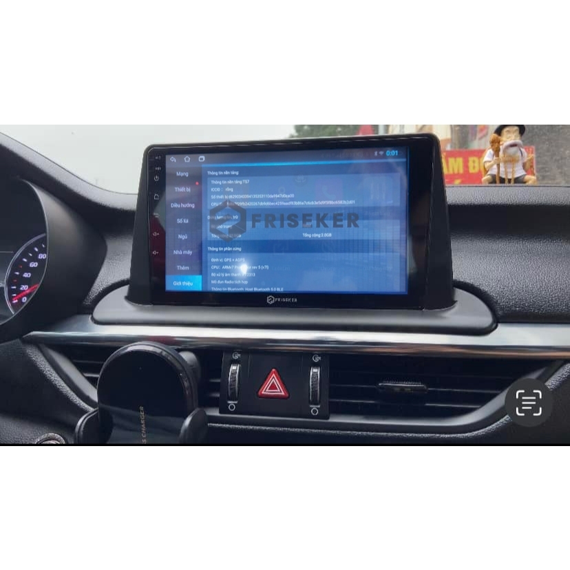 Màn hình android 9 inch dành cho ô tô cấu hình 1-32G wifi