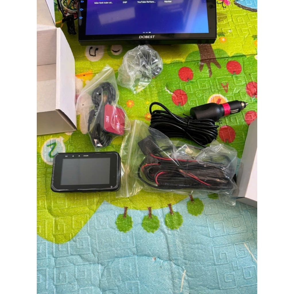 Camera hành trình Wintosee M1 trước sau có định vị GPS, kết nối điện thoại