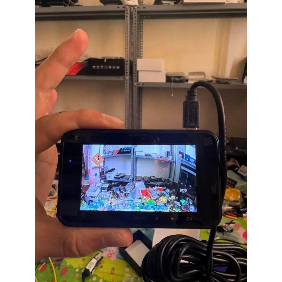 Camera hành trình Wintosee M1 trước sau có định vị GPS, kết nối điện thoại