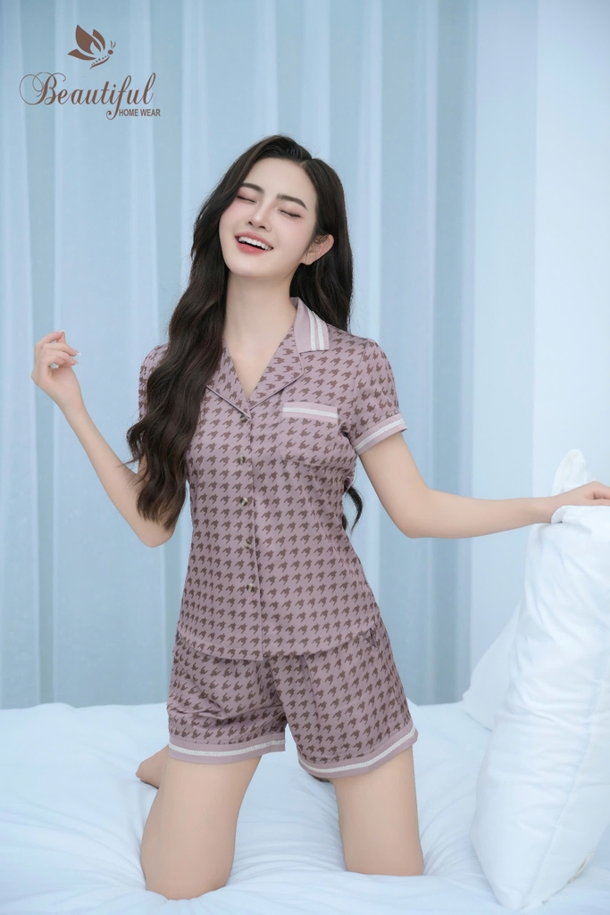 Y683A Lụa satin quần đùi NÂU răng sói PJM