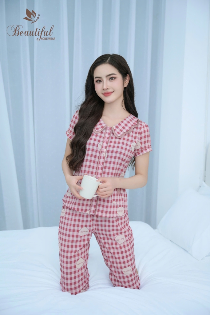 Y679A Lụa Mango Quần lỡ HỒNG kẻ đám mây cổ lượn