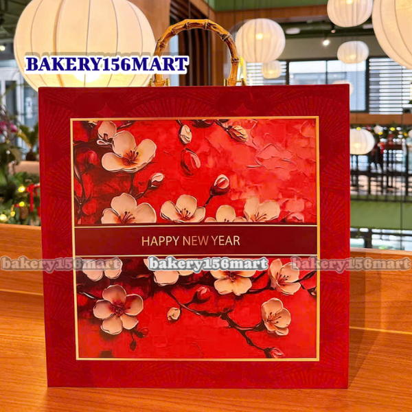 Hộp Nhung đựng quà tết quai trúc 36x36x10cm - Hộp trống không kèm quà tặng -  156mart