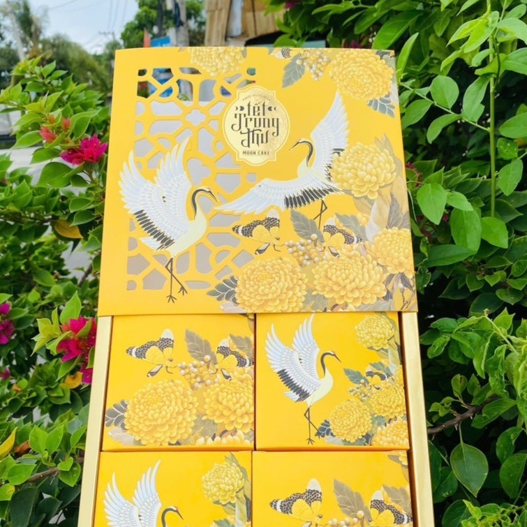 Mới 2025 Hộp trung thu 4 bánh Hạo Thiên ( NHẬN IN LOGO , GIÁ TẬN XƯỞNG)