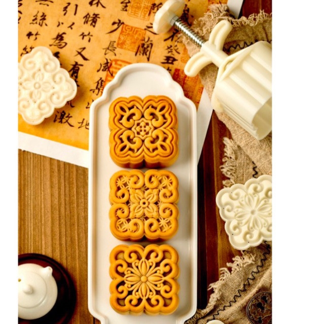 Khuôn lò xo 3 mặt vuông mới 150g hoặc 200g