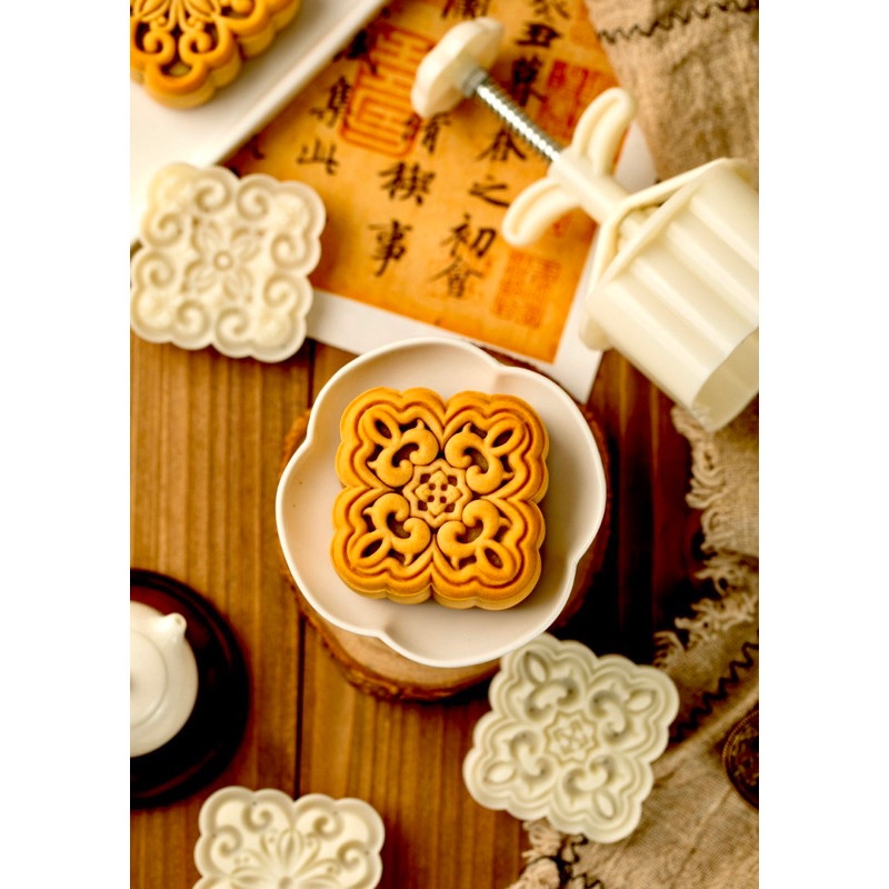 Khuôn lò xo 3 mặt vuông mới 150g hoặc 200g