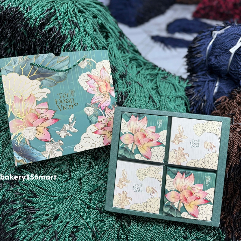 Hộp Bánh Trung Thu  mềm nhiều mẫu 4 Bánh -  6 Bánh ( Mẫu Mới )