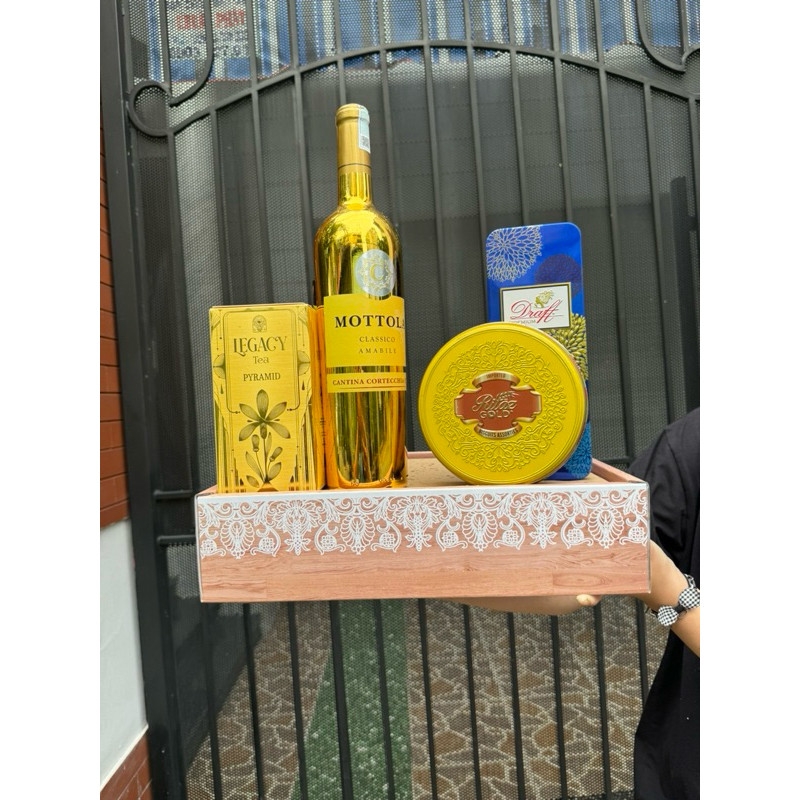 Khay giấycarton bồi vân gỗ viền giả ren ( Khay trống )