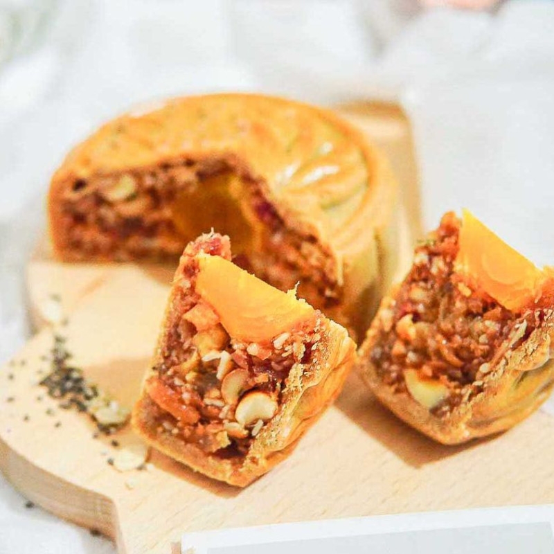 Nhân Thập Cẩm Gà Quay xá xíu, Thập cẩm Bò Sambal, Thập cẩm cá hồi sốt tiêu đen, Nhân HOT mới