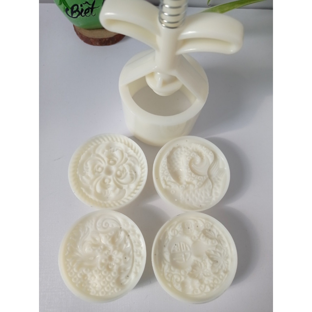 Khuôn trung thu lò xo tròn 75g mẫu mới Ngư Phụng 4 mặt