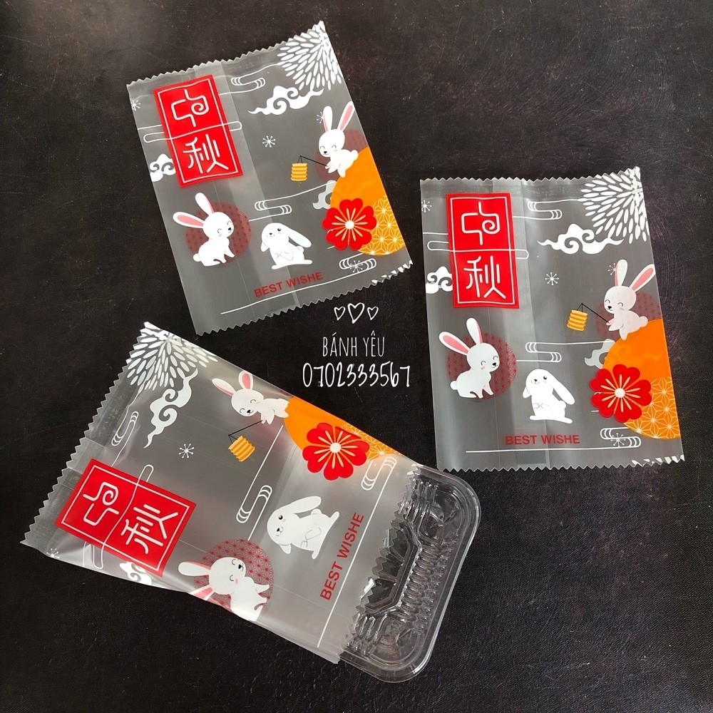 Túi đựng bánh trung thu Mẫu thỏ hoa đỏ