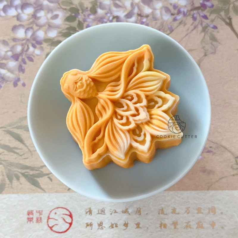 Khuôn Trung Thu Lò xo Cá Vàng May Mắn 75g