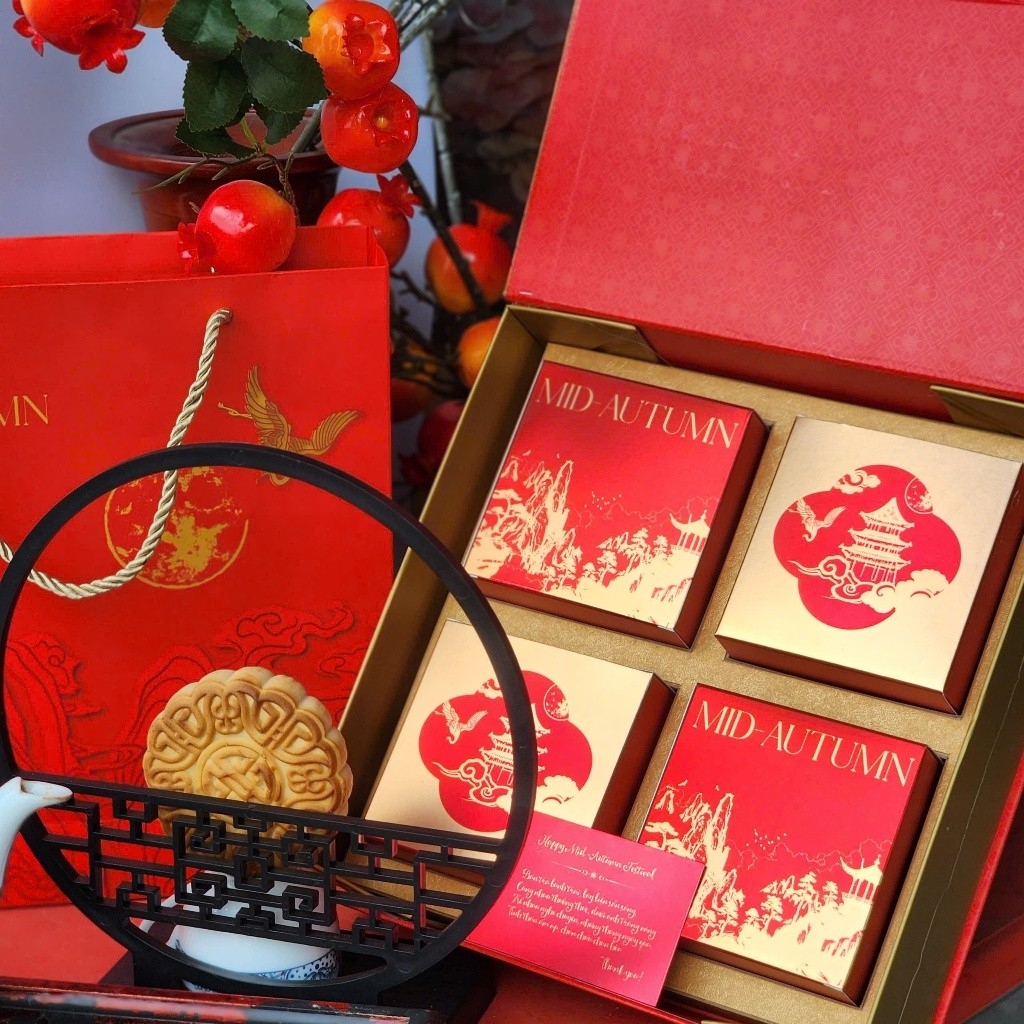 Hộp trung thu cao cấp , hộp cứng gấp gọn mẫu Thanh Sơn 4 bánh , Mẫu mới nhất 2025, tặng kèm full thiệp