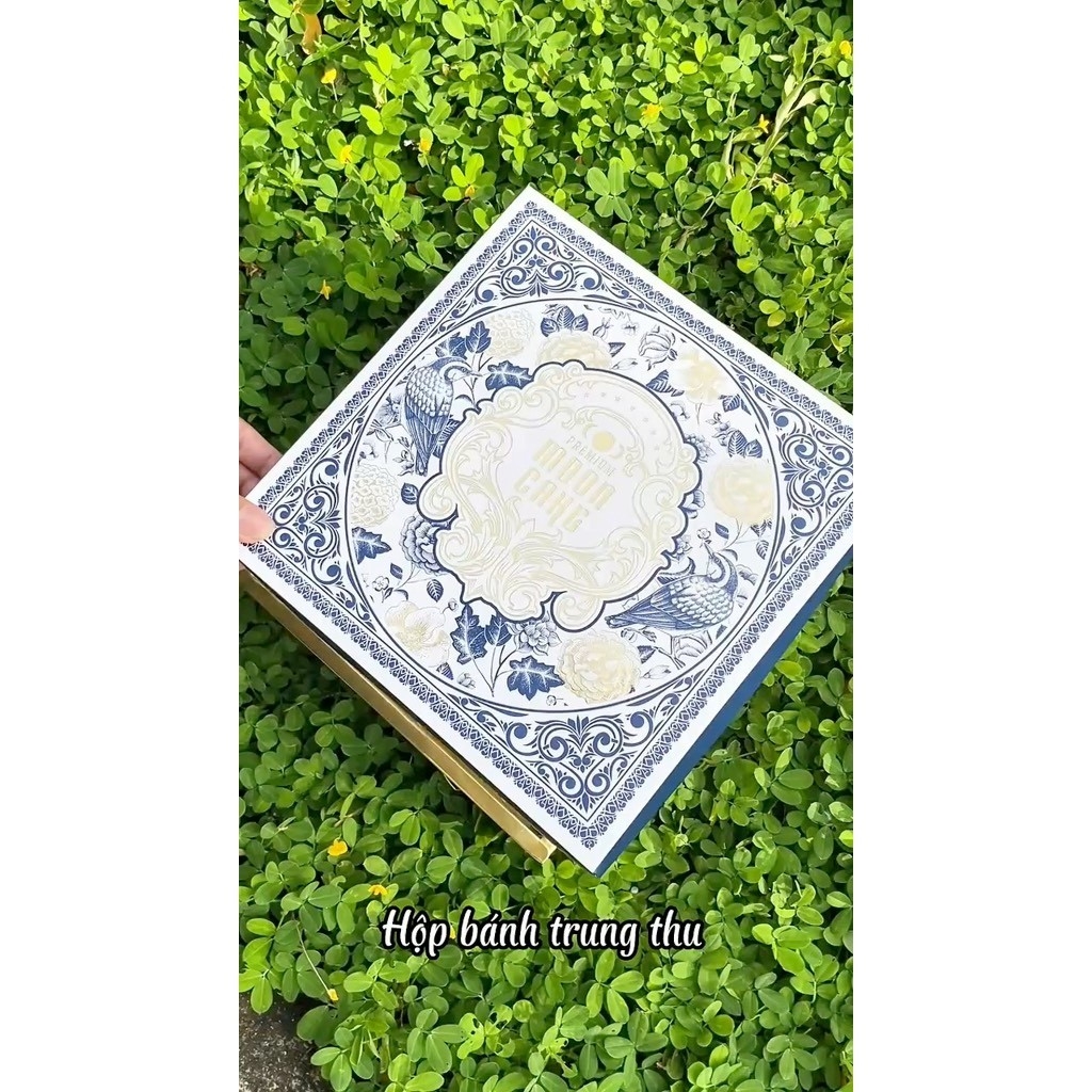 Hộp trung thu 4 bánh kèm túi xách - BẢO HOA ( nhận in logo)