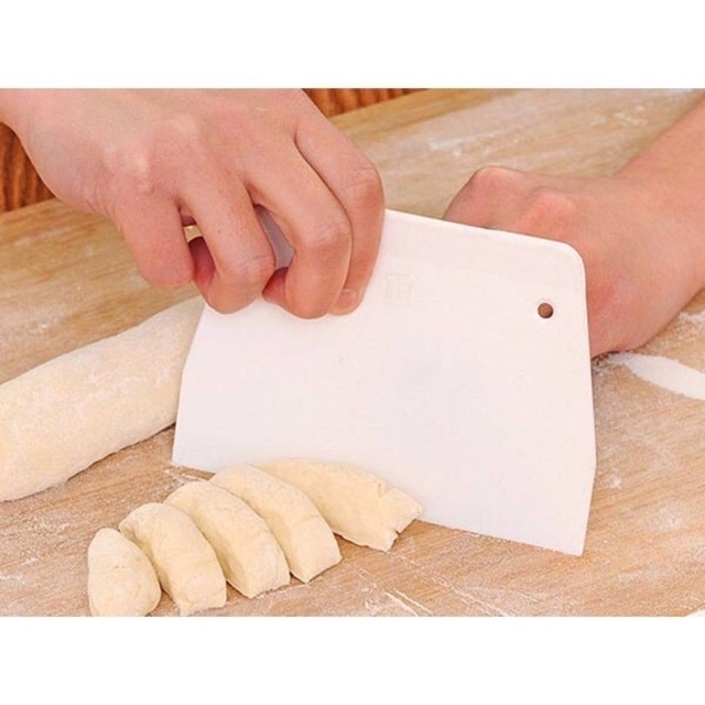 Sét 3 Dụng Cụ Cắt Bột bằng nhựa