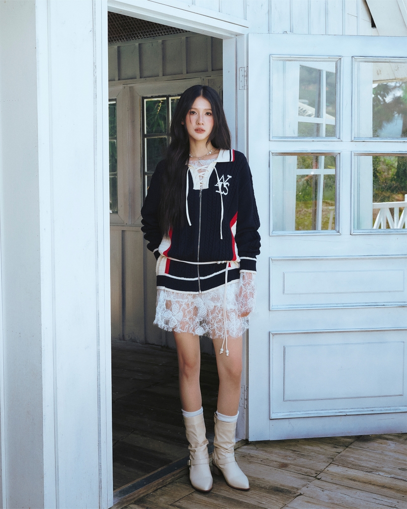 ATYS® AETHER LACE-UP COLLAR PULLOVER