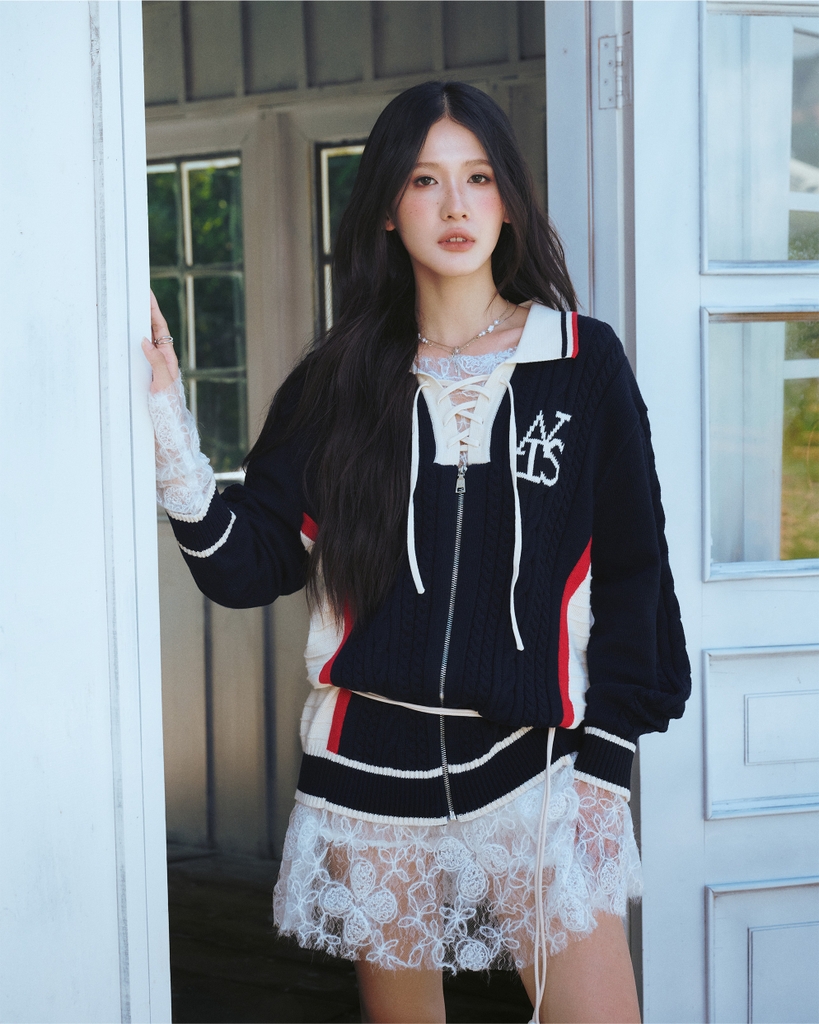 ATYS® AETHER LACE-UP COLLAR PULLOVER
