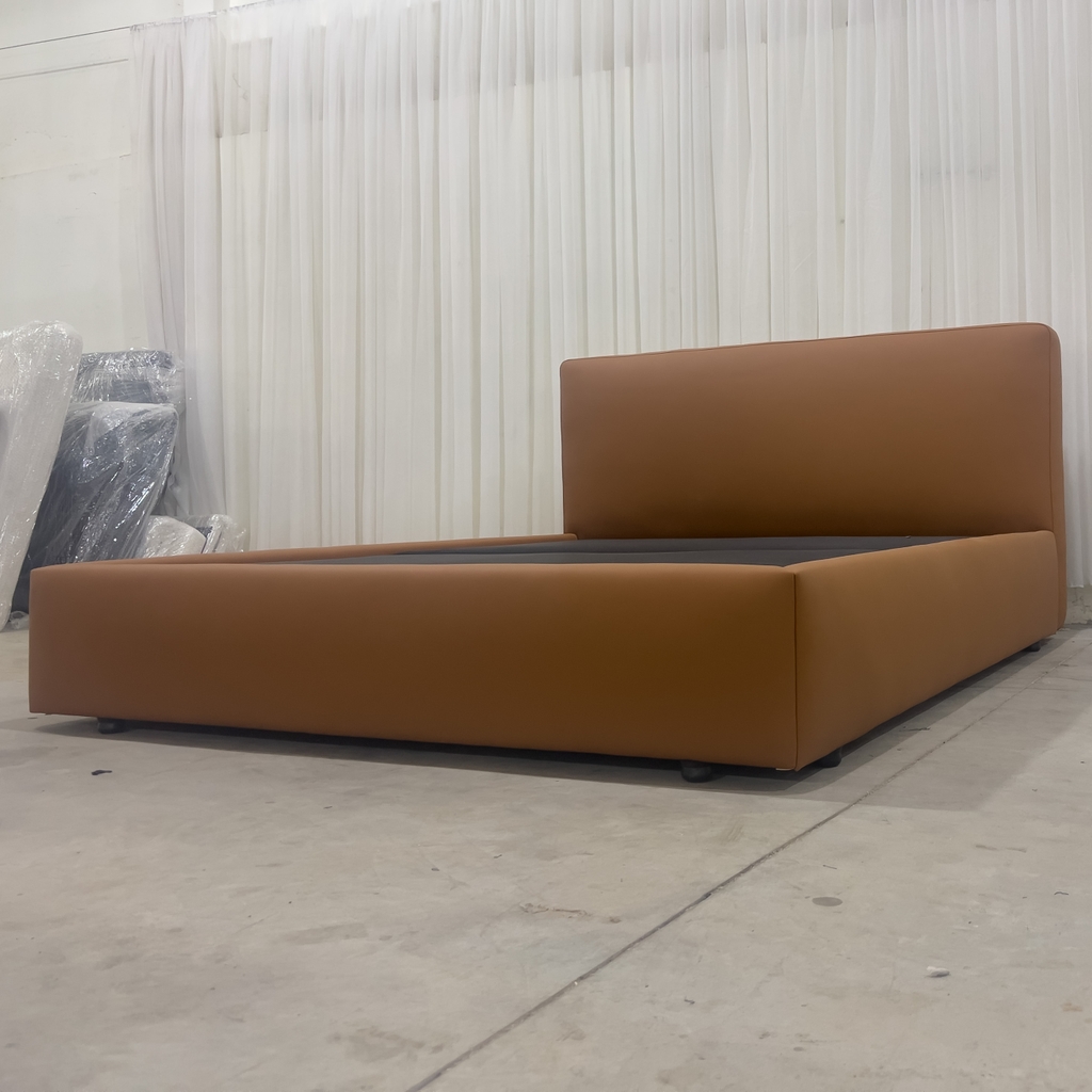 Giường LYMAN BED 18