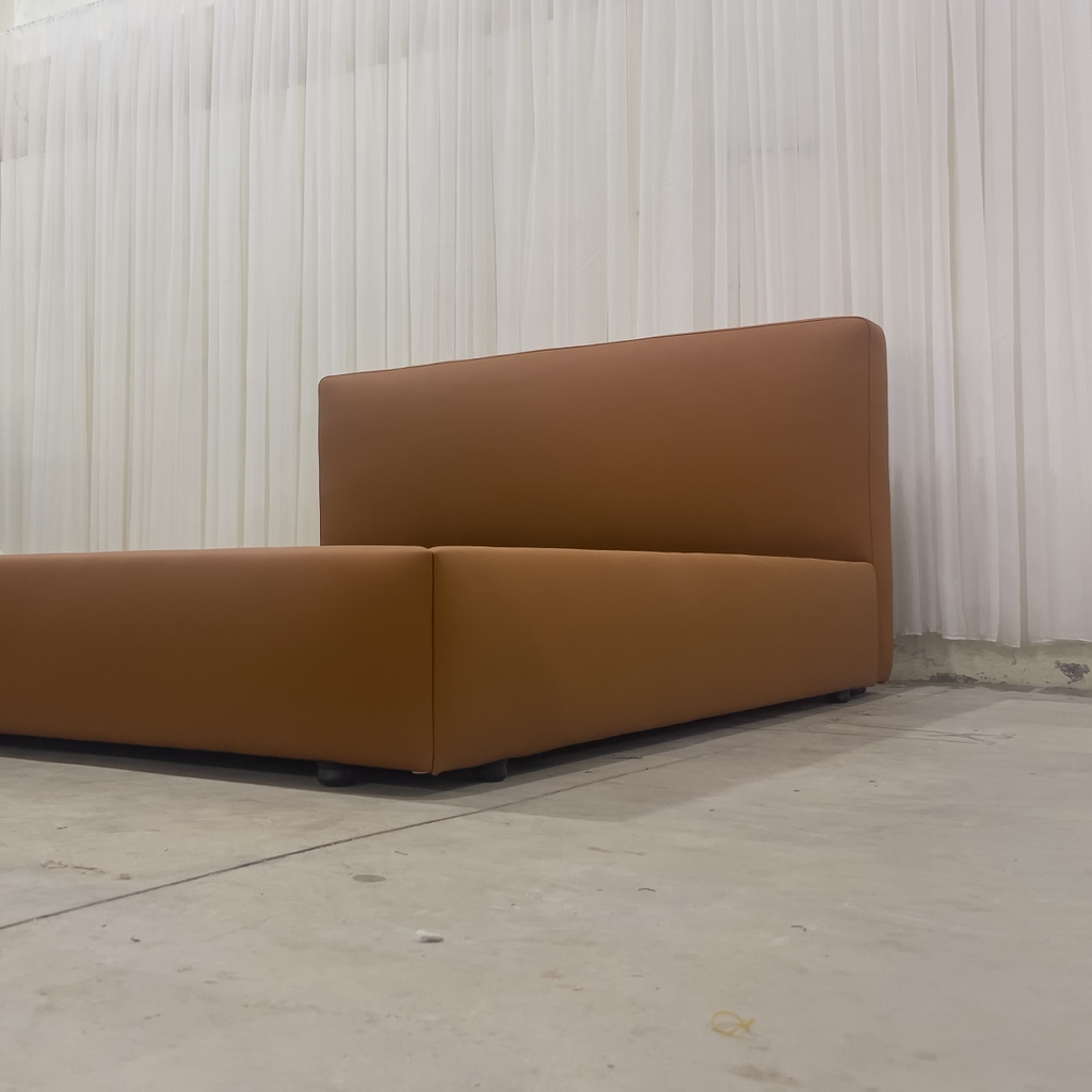 Giường LYMAN BED 18