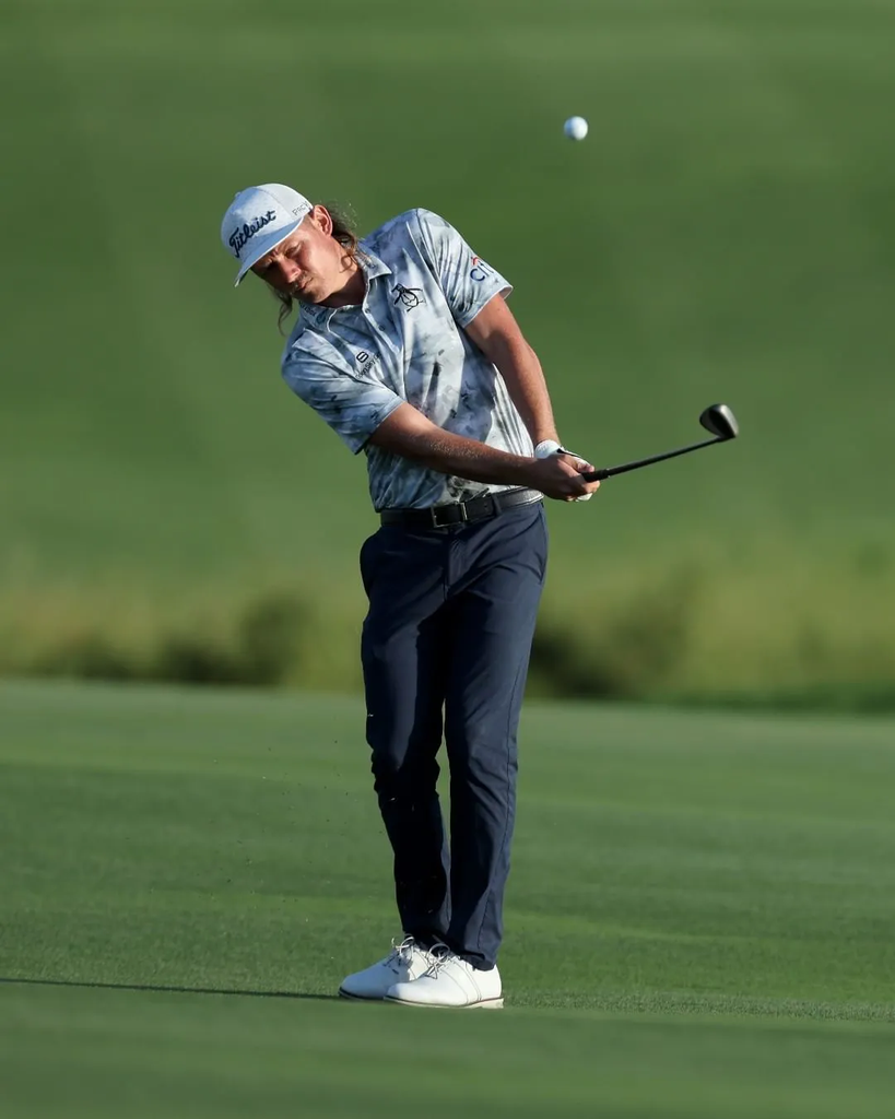 Quần Lightweight Stretch Tour Fit Pant Navy