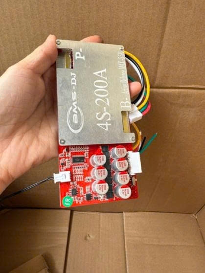 Mạch bms 4s200A bảo vệ pin xả cao cho kích cá