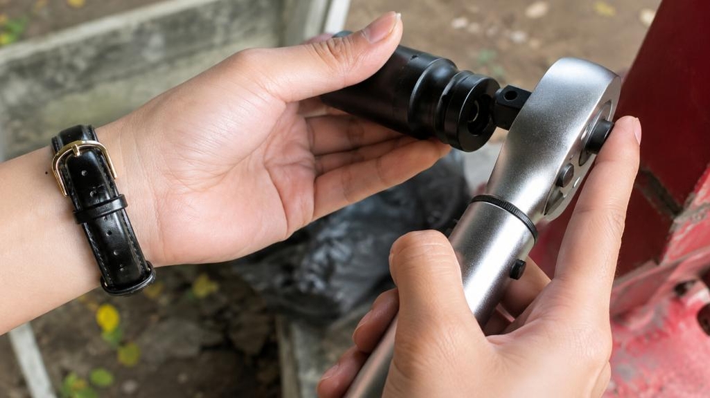 Cách kiểm tra lực siết bulong sau khi siết