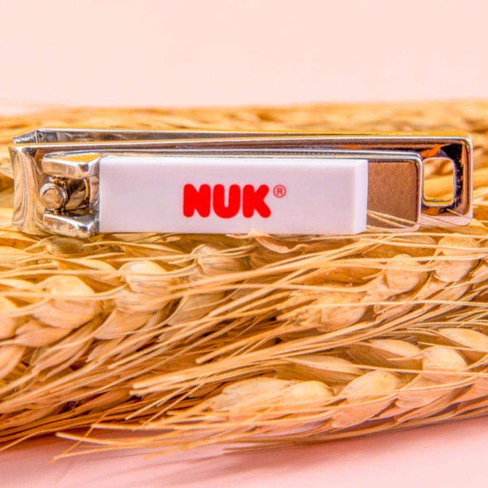 Bấm móng cho trẻ sơ sinh NUK