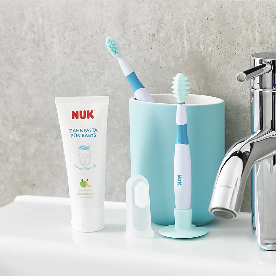 Bộ chăm sóc răng miệng khởi đầu NUK