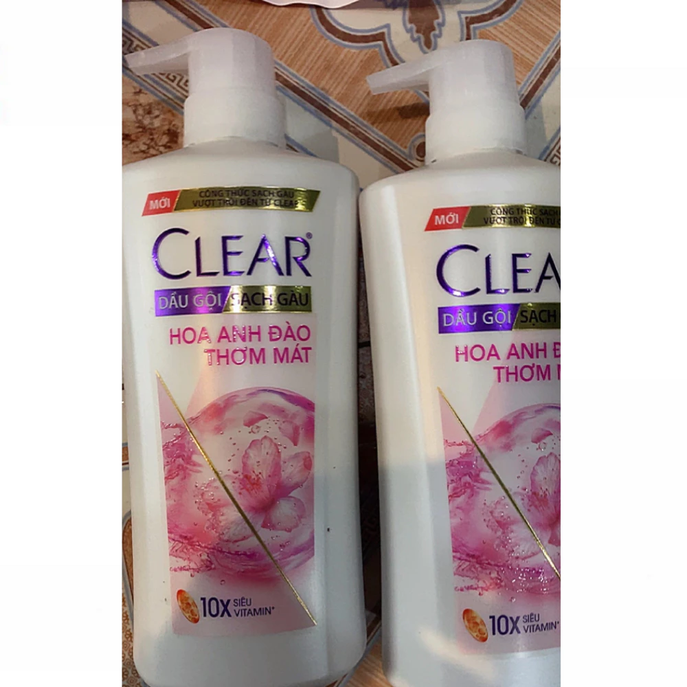 Dầu gội Clear sạch gàu hoa Anh Đào băng lạnh 630g