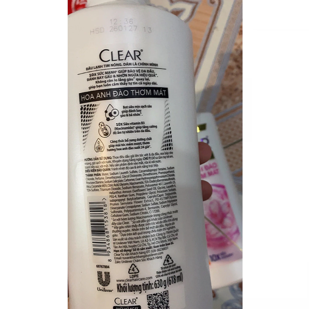 Dầu gội Clear sạch gàu hoa Anh Đào băng lạnh 630g