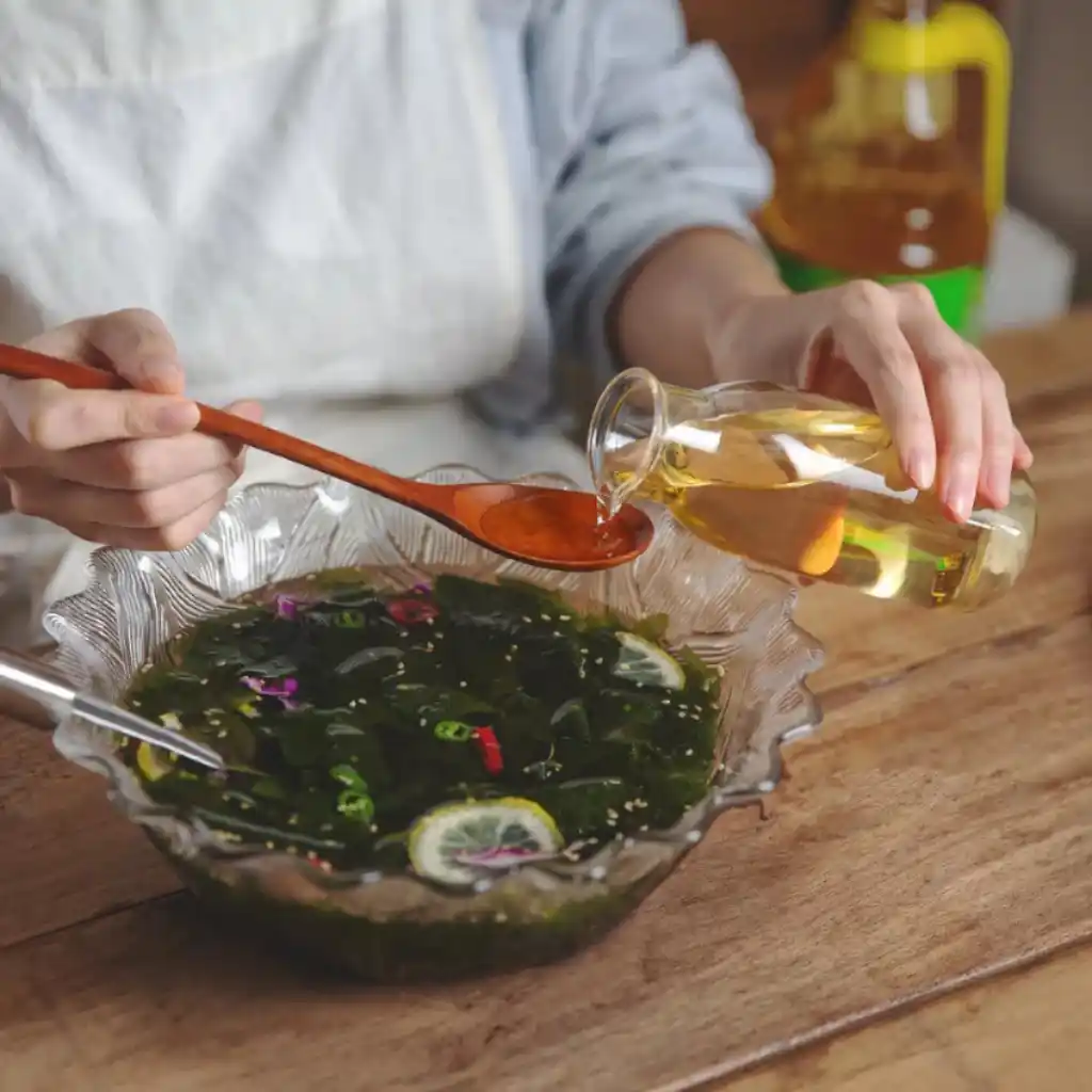 Giấm táo Ottogi can 20L