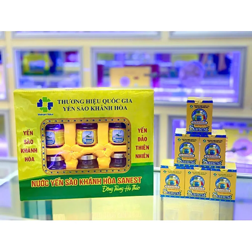 Hộp 6 lọ nước yến sào Khánh Hòa Sanest đông trùng hạ thảo có đường 70ml
