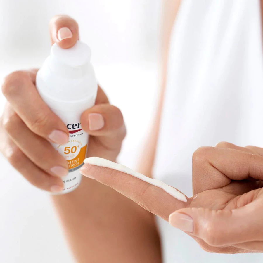 Kem chống nắng Eucerin kiềm dầu (có màu) 50ml