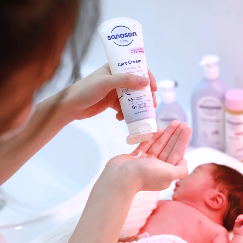 Kem dưỡng ẩm dành cho bé Sanosan 100ml
