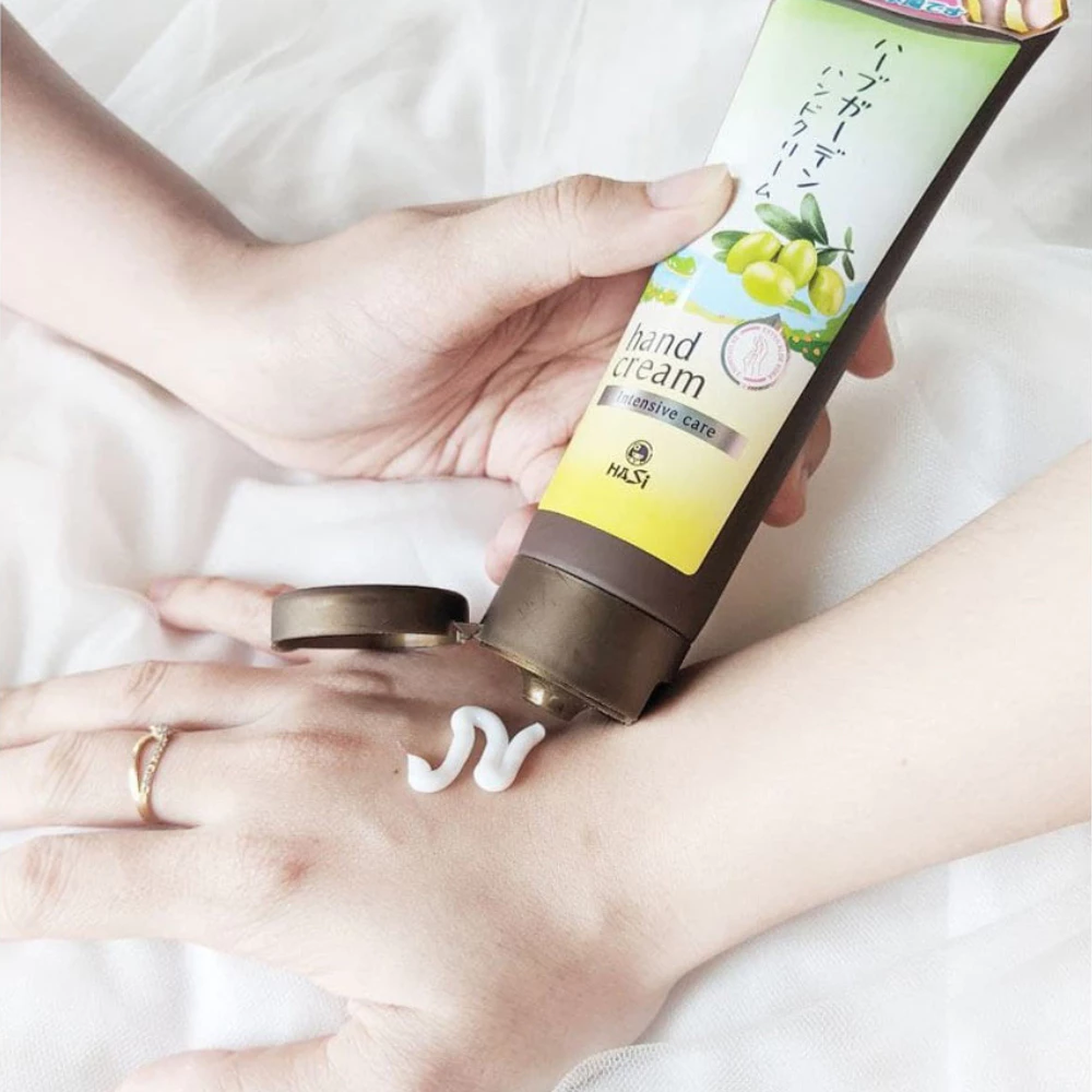 Kem dưỡng tay Hasi thảo mộc cấp ẩm & phục hồi móng 80g