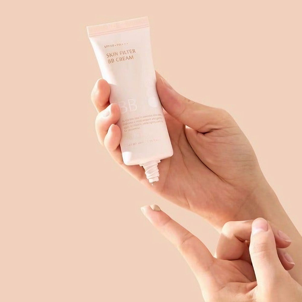 Kem nền B.O.M mỏng nhẹ tự nhiên lâu trôi 40ml