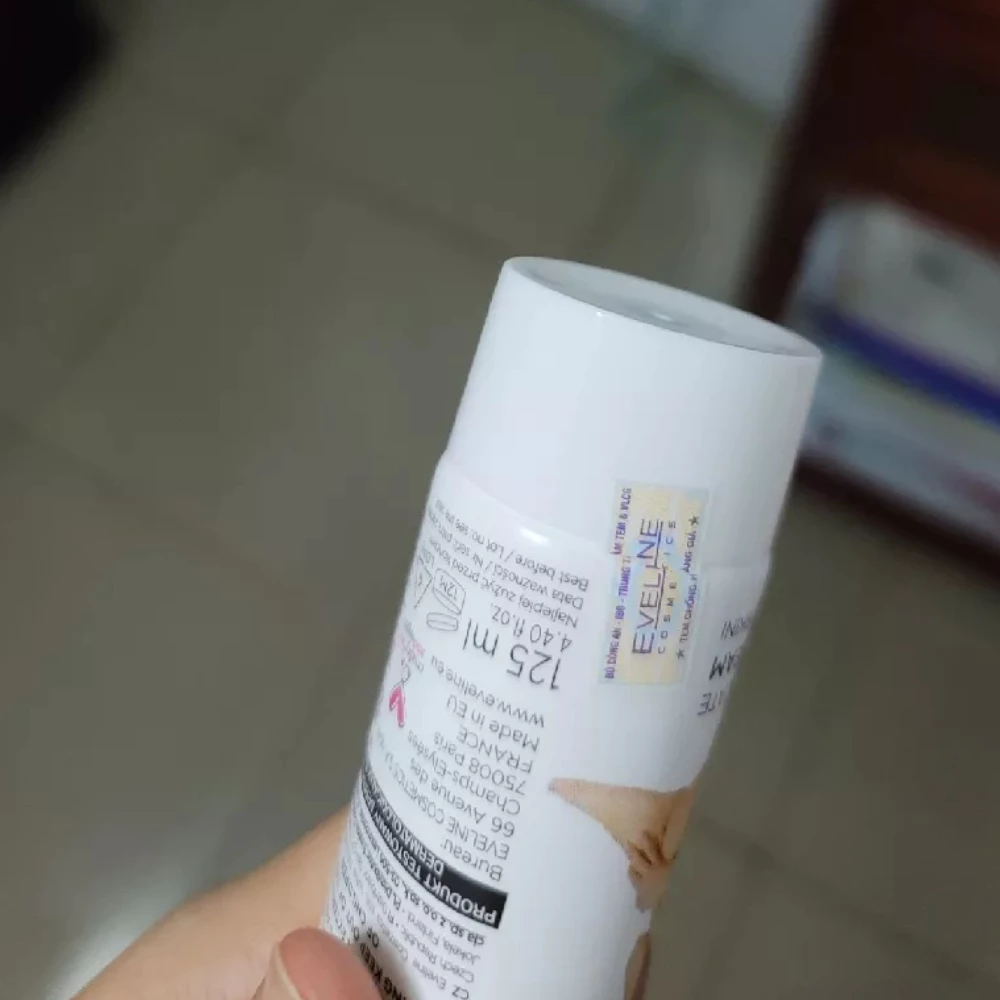 Kem tẩy lông Eveline từ Lô Hội cho da nhạy cảm 125ml