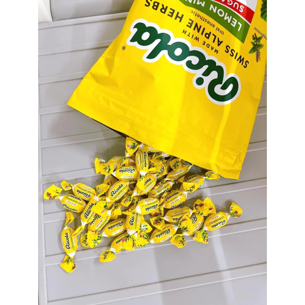 Kẹo ngậm ho thảo mộc Ricola Lemon Mint Sugar Free (105 viên)/ hộp 2 gói