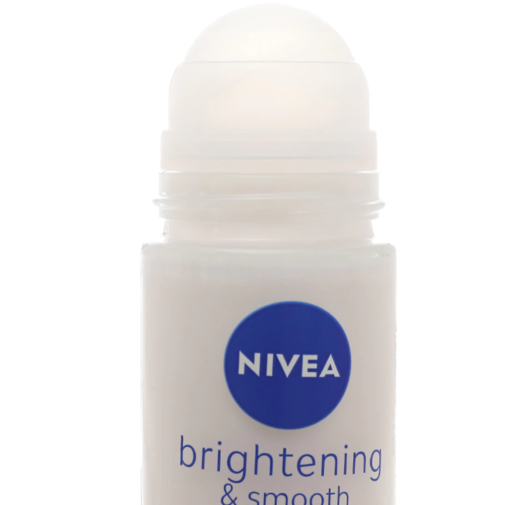 Lăn khử mùi Nivea sáng mịn se khít lỗ chân lông 50ml