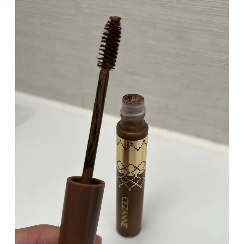 Mascara lông mày Cezanne 6.3g
