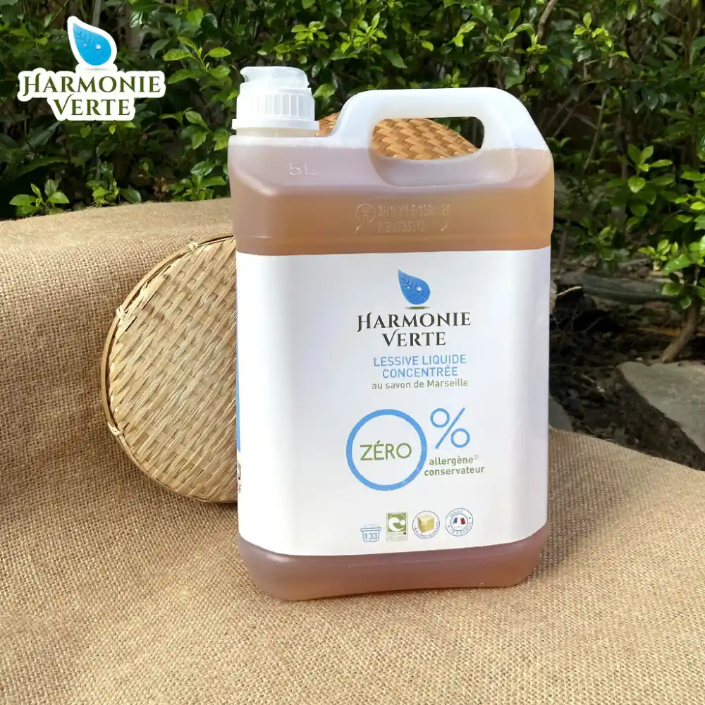 Nước giặt hữu cơ đậm đặc hương thông bạc hà Harmonie Verte 1,5 lít/5 lít